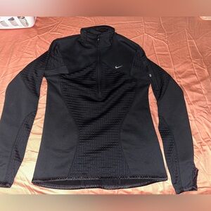 Nike Therma-FIT half zip sweatshirt